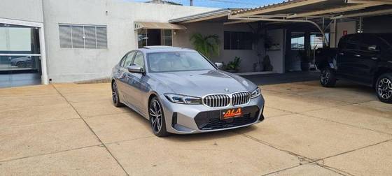 BMW 320i 2.0 16V TURBO FLEX M SPORT AUTOMÁTICO BMW 320i 2.0 16V TURBO FLEX M SPORT AUTOMÁTICO